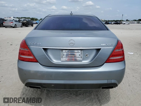 2013 Mercedes-Benz S 550 z VIN WDDNG7DB8DA517526, wystawiony jako Copart lot #53884865 z przebiegiem 119 398 mil mil oraz Nie do naprawy • Non repairable. Historia ofert i sprzedaży dostępna na DreamBid. Obrazek 6.