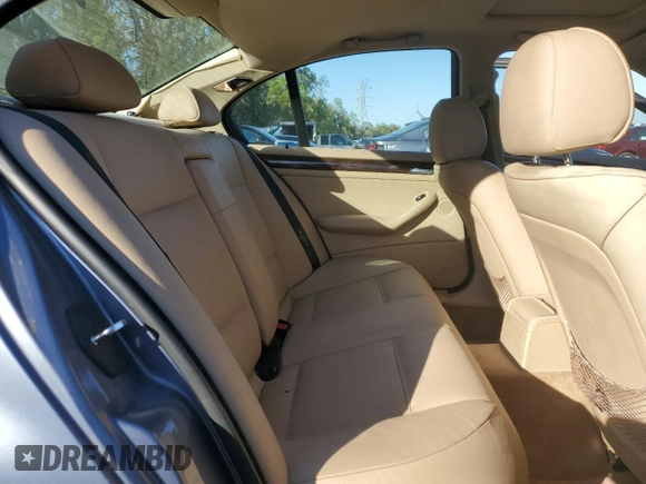 2001 BMW 3 Series 325i with VIN WBAAV33471FU90843, listed as a Copart auction lot 48934835 with 134,146 mi miles and Salvage Title. Bid and sale history available at carsss.com. Image 10.