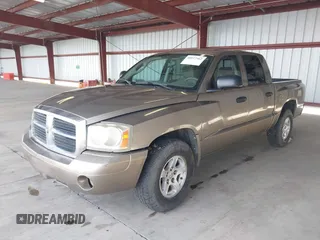 2007 Dodge Dakota SLT with VIN 1D7HE48N17S144088, listed as a IAAI auction lot 40577462 with 192,502 mi miles and . Bid and sale history available at carsss.com. Image 2.