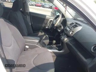 2006 Toyota RAV4 Sport with VIN JTMBD32V365035344, listed as a IAAI auction lot 42625044 with 234,161 mi miles and . Bid and sale history available at DreamBid. Image 5.