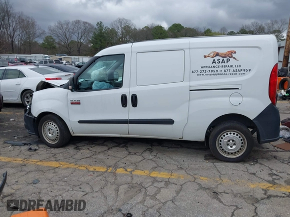 2017 Ram ProMaster City Cargo Tradesman z VIN ZFBERFAB7H6E80597, wystawiony jako IAAI lot #41730070 z przebiegiem 244 662 mil mil oraz . Historia ofert i sprzedaży dostępna na DreamBid. Obrazek 14.