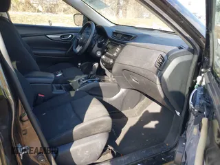 2017 Nissan Rogue SV with VIN KNMAT2MVXHP518360, listed as a IAAI auction lot 41618016 with 140,684 mi miles and . Bid and sale history available at carsss.com. Image 5.
