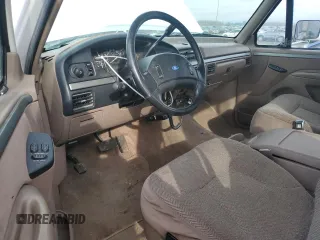 1993 Ford F-250 with VIN 1FTHX25M9PKB72693, listed as a Copart auction lot 43287175 with 109,292 mi miles and Salvage Title. Bid and sale history available at carsss.com. Image 8.