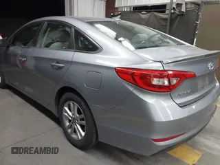2017 Hyundai Sonata SE with VIN 5NPE24AFXHH489693, listed as a IAAI auction lot 41478117 with 115,043 mi miles. Bid and sale history available at carsss.com. Image 6.