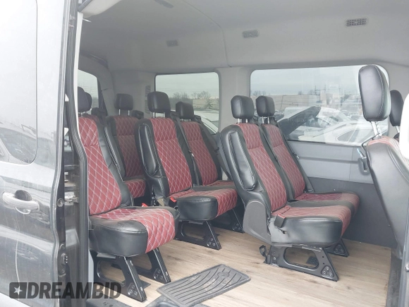 2017 Ford Transit Passenger XL с VIN 1FMZK1CM8HKA07893, выставлен на аукционе IAAI как лот 41253911 с пробегом 98 365 миль миль и . История ставок и продаж доступна на DreamBid. Изображение 8.