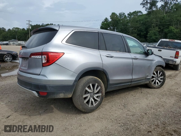 2021 Honda Pilot EX-L with VIN 5FNYF5H54MB018989, listed as a Copart auction lot 55721405 with 121,359 mi miles and Salvage Title. Bid and sale history available at carsss.com. Image 3.