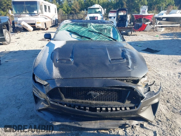 2018 Ford Mustang GT with VIN 1FA6P8CF1J5112742, listed as a IAAI auction lot 40992048 with Not Provided miles. Bid and sale history available at carsss.com. Image 11.
