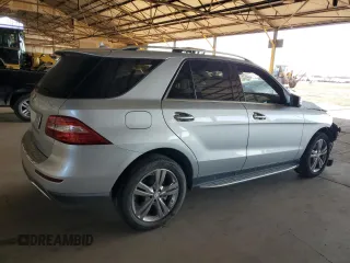 2014 Mercedes-Benz M 350 z VIN 4JGDA5HB2EA270667, wystawiony jako Copart lot #56003115 z przebiegiem 110 964 mil mil oraz Szkoda całkowita • Salvage title. Historia ofert i sprzedaży dostępna na DreamBid. Obrazek 3.