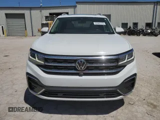 2021 Volkswagen Atlas SEL Premium R-Line with VIN 1V2FR2CA9MC524833, listed as a Copart auction lot 57441175 with 72,128 mi miles and Salvage title. Bid and sale history available at DreamBid. Image 5.