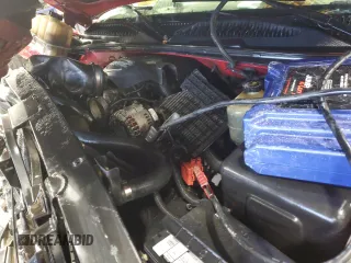 2001 Chevrolet Silverado 1500 LS with VIN 1GCEK19T71E190998, listed as a Copart auction lot 51380605 with 360,744 mi miles and Salvage Title. Bid and sale history available at DreamBid. Image 11.