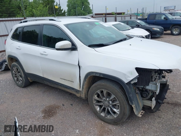 2021 Jeep Cherokee Altitude with VIN 1C4PJLLB8MD103661, listed as a IAAI auction lot 39517776 with 95,292 mi miles. Bid and sale history available at carsss.com. Image 14.