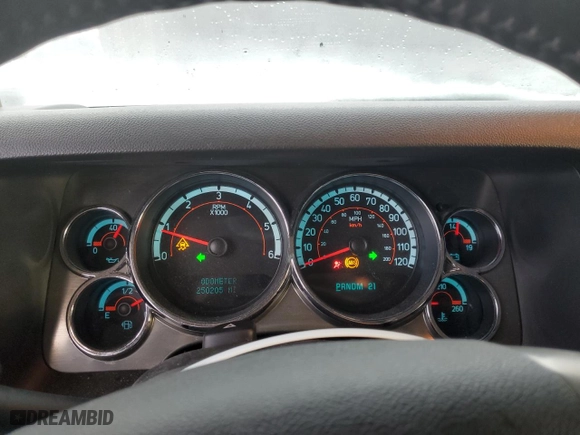 2008 Hummer H2 SUV with VIN 5GRGN23808H107414, listed as a Copart auction lot 81825854 with 250,205 mi miles and Salvage Title. Bid and sale history available at carsss.com. Image 9.