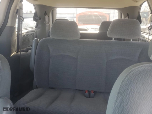 2005 Chrysler Town & Country with VIN 1C4GP45RX5B376340, listed as a Copart auction lot 48458005 with 309,845 mi miles and Clean Title. Bid and sale history available at carsss.com. Image 10.