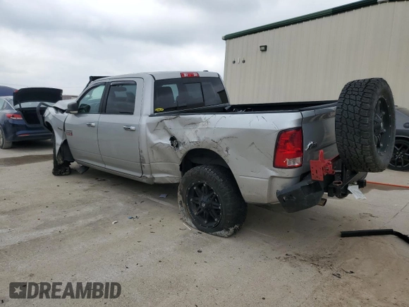 2011 Ram 2500 Big Horn z VIN 3D7TT2CT6BG504045, wystawiony jako Copart lot #70136124 z przebiegiem Nie podano mil oraz Szkoda całkowita • Salvage title. Historia ofert i sprzedaży dostępna na DreamBid. Obrazek 2.