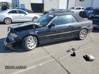 2005 BMW 3 Series 325Ci z VIN WBABW33415PL35142, wystawiony jako Copart lot #57033525 z przebiegiem 200 078 mil mil oraz Szkoda całkowita • Salvage title. Historia ofert i sprzedaży dostępna na DreamBid. Obrazek 1.