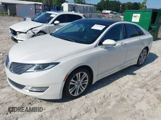 2015 Lincoln MKZ with VIN 3LN6L2G91FR606753, listed as a IAAI auction lot 42693490 with Not provided miles and . Bid and sale history available at DreamBid. Image 2.