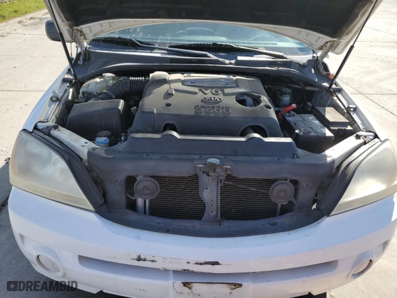 2005 Kia Sorento LX with VIN KNDJC733355365549, listed as a Copart auction lot 45800565 with 218,962 mi miles and Salvage Title. Bid and sale history available at carsss.com. Image 14.