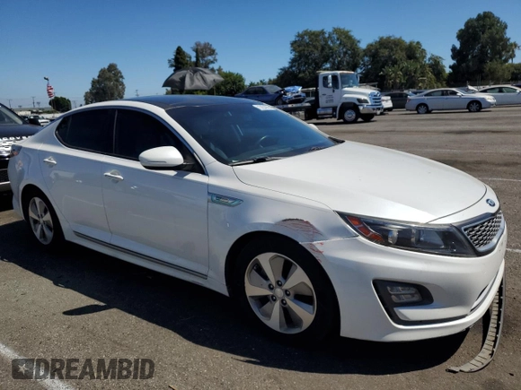 2016 Kia Optima Hybrid EX with VIN KNAGN4AD7G5097975, listed as a Copart auction lot 68545594 with 170,521 mi miles and Clean Title. Bid and sale history available at carsss.com. Image 4.