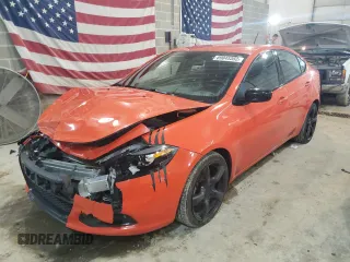 2015 Dodge Dart SXT z VIN 1C3CDFBB2FD276527, wystawiony jako Copart lot #81556483 z przebiegiem 108 560 mil mil oraz Nie do naprawy • Non repairable. Historia ofert i sprzedaży dostępna na DreamBid. Obrazek 1.