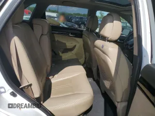 2011 Kia Sorento EX z VIN 5XYKUDA22BG062985, wystawiony jako Copart lot #56215815 z przebiegiem 118 109 mil mil oraz Czysty tytuł • Clean title. Historia ofert i sprzedaży dostępna na DreamBid. Obrazek 11.