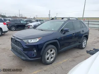 2019 Toyota RAV4 XLE with VIN 2T3W1RFV4KC021738, listed as a IAAI auction lot 41540970 with NaN miles. Bid and sale history available at carsss.com. Image 18.