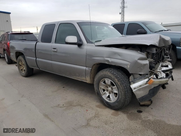 2006 Chevrolet Silverado 1500 LT1 with VIN 2GCEC19T761139426, listed as a Copart auction lot 43730655 with 255,981 mi miles and Salvage Title. Bid and sale history available at carsss.com. Image 4.