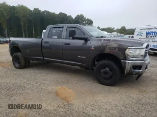2019 Ram 3500 Tradesman with VIN 3C63RRGL5KG648415, listed as a Copart auction lot 70651854 with 0 mi miles and Salvage Title. Bid and sale history available at carsss.com. Image 4.