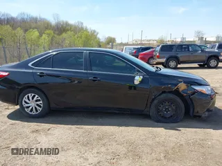 2015 Toyota Camry XLE z VIN 4T4BF1FK5FR505945, wystawiony jako IAAI lot #42114226 z przebiegiem 197 032 mil mil oraz . Historia ofert i sprzedaży dostępna na DreamBid. Obrazek 13.