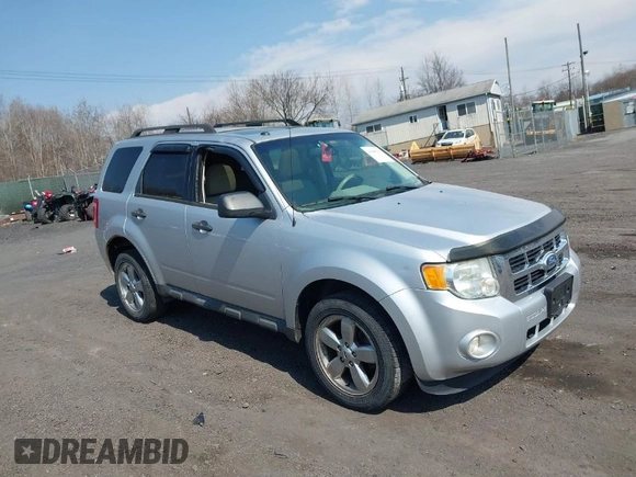2011 Ford Escape XLT with VIN 1FMCU9DG2BKB88326, listed as a IAAI auction lot 41848202 with 173,464 mi miles and . Bid and sale history available at DreamBid. Image 1.