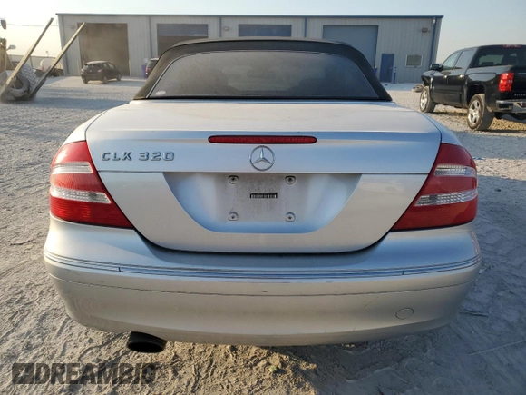 2005 Mercedes-Benz CLK 320 z VIN WDBTK65G15T047512, wystawiony jako Copart lot #75452814 z przebiegiem 131 655 mil mil oraz Czysty tytuł • Clean title. Historia ofert i sprzedaży dostępna na DreamBid. Obrazek 6.