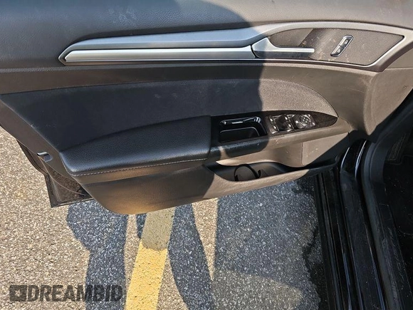 2016 Ford Fusion SE with VIN 3FA6P0H75GR318851, listed as a IAAI auction lot 42853126 with 59,063 mi miles and . Bid and sale history available at DreamBid. Image 15.