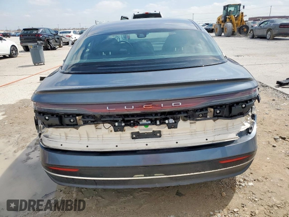 2023 Lucid Air Pure z VIN 50EA1PFA3PA007860, wystawiony jako Copart lot #55330695 z przebiegiem 11 340 mil mil oraz Szkody całkowita. Historia ofert i sprzedaży dostępna na DreamBid. Obrazek 6.