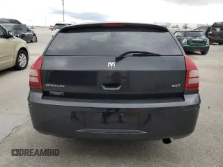 2005 Dodge Magnum SE with VIN 2D4FV48V65H510653, listed as a Copart auction lot 70927144 with 105,350 mi miles and Salvage Title. Bid and sale history available at carsss.com. Image 6.