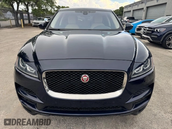 2020 Jaguar F-Pace 25t Premium with VIN SADCJ2FX8LA619250, listed as a Copart auction lot 62612285 with 44,773 mi miles and Salvage title. Bid and sale history available at DreamBid. Image 5.