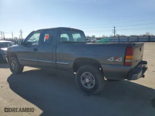 2001 Chevrolet Silverado 1500 LS with VIN 1GCEK19V11E264207, listed as a Copart auction lot 42031445 with 0 mi miles and Clean Title. Bid and sale history available at carsss.com. Image 2.