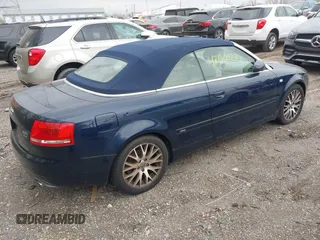 2009 Audi A4 2.0T with VIN WAUDF48H89K005849, listed as a IAAI auction lot 42000247 with 113,561 mi miles. Bid and sale history available at carsss.com. Image 4.
