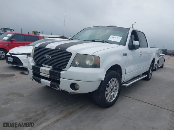 2007 Ford F-150 XLT with VIN 1FTPW12567KD58035, listed as a IAAI auction lot 42115922 with 191,059 mi miles. Bid and sale history available at carsss.com. Image 2.