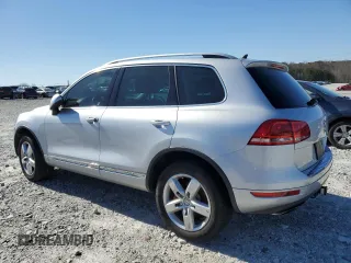 2011 Volkswagen Touareg Sport with VIN WVGFF9BPXBD000778, listed as a Copart auction lot 48529305 with 84,013 mi miles and Non Repairable. Bid and sale history available at DreamBid. Image 2.