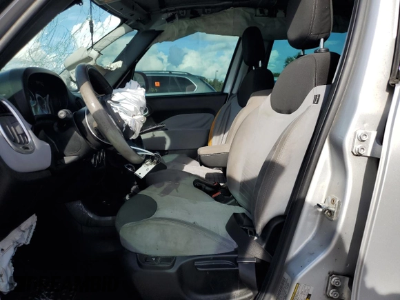 2014 FIAT 500L Easy with VIN ZFBCFABH1EZ027525, listed as a Copart auction lot 85187854 with 128,837 mi miles and Salvage Title. Bid and sale history available at carsss.com. Image 7.