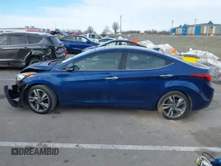 2015 Hyundai Elantra SE z VIN 5NPDH4AE0FH630351, wystawiony jako IAAI lot #41405235 z przebiegiem 122 199 mil mil oraz . Historia ofert i sprzedaży dostępna na DreamBid. Obrazek 14.