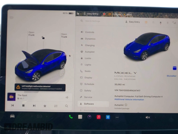 2024 Tesla Model Y Long Range with VIN 7SAYGDEE4RA247417, listed as a IAAI auction lot 41735632 with 30,062 mi miles. Bid and sale history available at carsss.com. Image 18.
