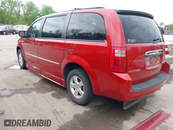 2010 Dodge Grand Caravan SXT z VIN 2D4RN5D19AR258407, wystawiony jako IAAI lot #42072185 z przebiegiem 205 424 mil mil oraz . Historia ofert i sprzedaży dostępna na DreamBid. Obrazek 3.