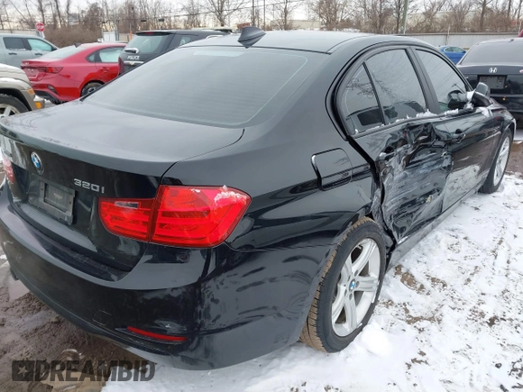 2015 BMW 3 Series 320i xDrive with VIN WBA3C3C55FP664465, listed as a IAAI auction lot 41608096 with 67,911 mi miles and . Bid and sale history available at DreamBid. Image 4.