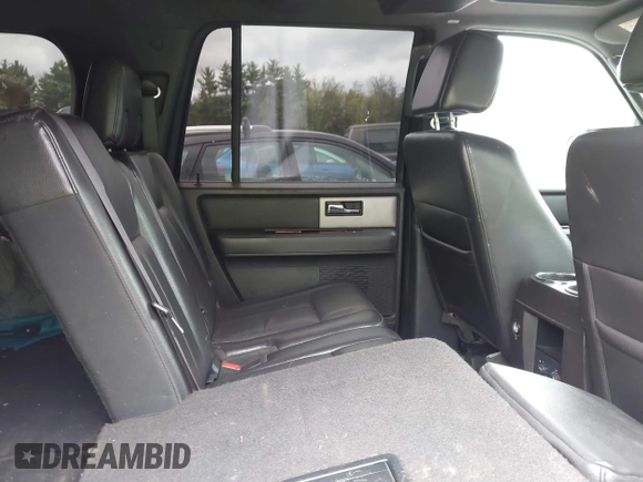 2007 Ford Expedition Max Limited с VIN 1FMFK205X7LA38383, выставлен на аукционе IAAI как лот 42205021 с пробегом 128 885 миль миль и . История ставок и продаж доступна на DreamBid. Изображение 8.