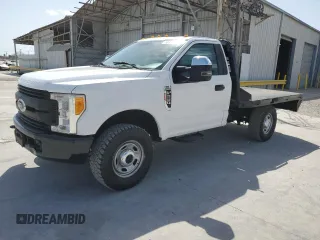 2017 Ford F-350 with VIN 1FDRF3F6XHEC80619, listed as a Copart auction lot 50326195 with 174,479 mi miles and Clean title. Bid and sale history available at DreamBid. Image 1.