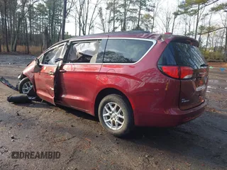 2020 Chrysler Voyager LXI with VIN 2C4RC1DG7LR265455, listed as a IAAI auction lot 41075754 with 1 mi miles. Bid and sale history available at carsss.com. Image 3.