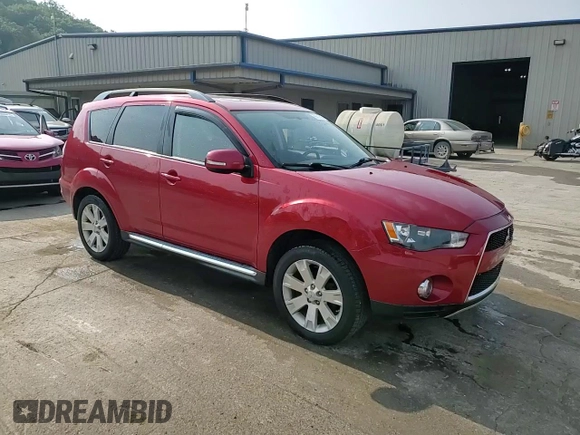 2013 Mitsubishi Outlander SE z VIN JA4JT3AW7DU001736, wystawiony jako Copart lot #59701515 z przebiegiem 121 929 mil mil oraz Szkoda całkowita • Salvage title. Historia ofert i sprzedaży dostępna na DreamBid. Obrazek 15.