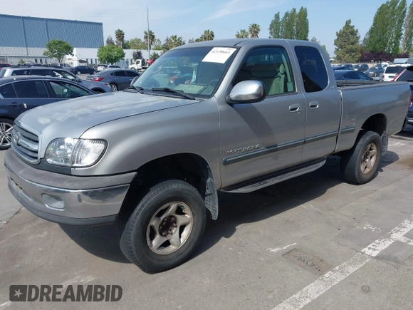 2001 Toyota Tundra SR5 with VIN 5TBRN34101S151862, listed as a IAAI auction lot 42130664 with 228,990 mi miles and . Bid and sale history available at DreamBid. Image 2.