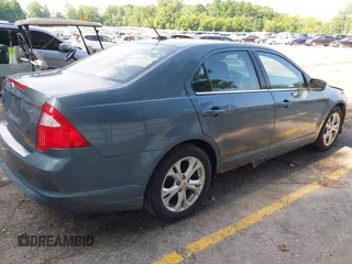 2012 Ford Fusion SE with VIN 3FAHP0HA5CR263705, listed as a IAAI auction lot 42583137 with 184,407 mi miles and . Bid and sale history available at DreamBid. Image 4.