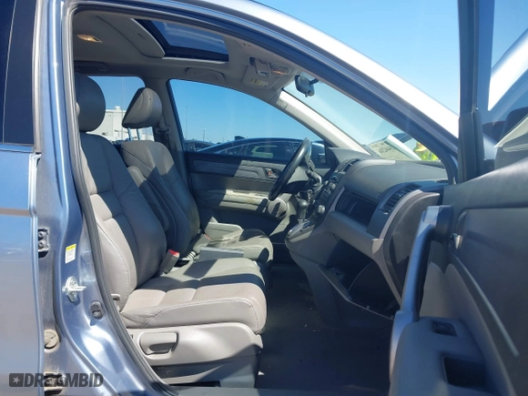 2007 Honda CR-V EX-L with VIN JHLRE38727C025330, listed as a IAAI auction lot 41844216 with 170,183 mi miles. Bid and sale history available at carsss.com. Image 5.
